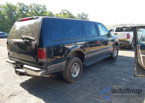 2003 Ford Excursion Xlt z USA, uszkodzony, nr VIN 1FMNU41S83EA28102